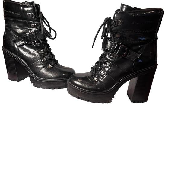 GUESS GBG Los Angeles SIZE 8 Platform Block‎ Heel Bootie- pre loved whimsigoth - Picture 3 of 12